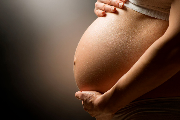 grossesse et naturopathie nadegenaturopathe la crau